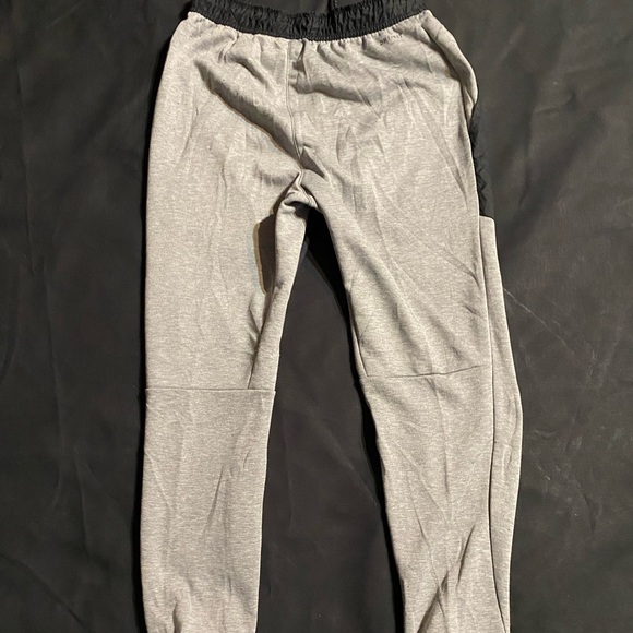 Nike dri-fit pants size small ok quality - Picture 2 of 3